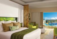 preferred club junior suite pool view 1