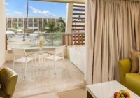 preferred club junior suite pool view 2
